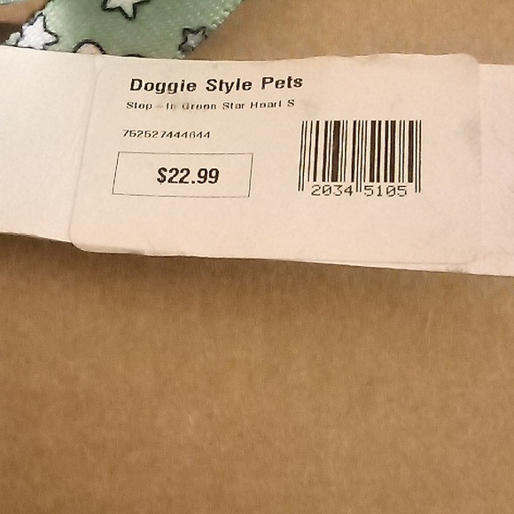 Yellow dog small step in dog harness green star - Picture 3 of 4